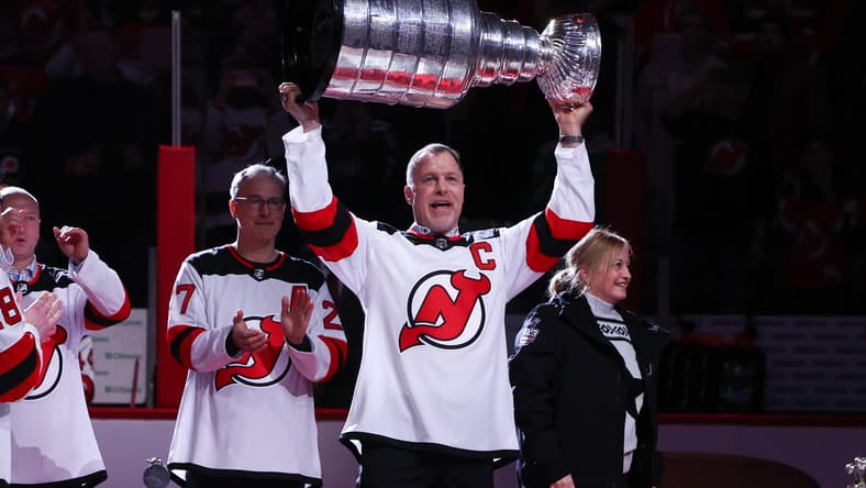 NHL: Philadelphia Flyers at New Jersey Devils