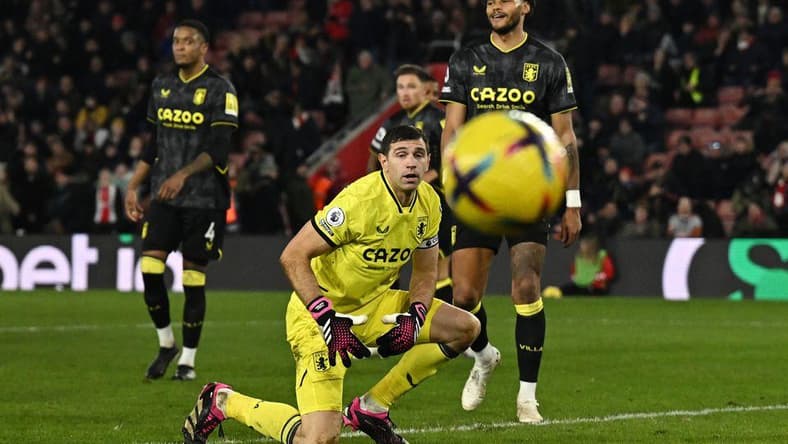 Goalkeeper Emi Martinez is expected to be ready for Tuesday's match at Fulham.