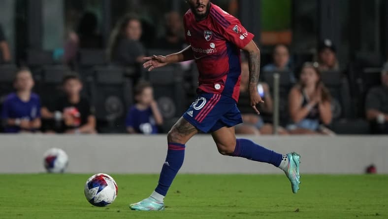 Apr 8, 2023; Fort Lauderdale, Florida, USA; FC Dallas forward Jesus Ferreira (10) runs with the ball during the first half at DRV PNK Stadium. Mandatory Credit: Eric Espada-USA TODAY Sports