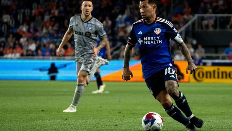 FC Cincinnati midfielder Luciano Acosta (10) handles the ball in the second half of the MLS match between the FC Cincinnati and the CF Montr al on Wednesday, May 17, 2023 in Cincinnati.