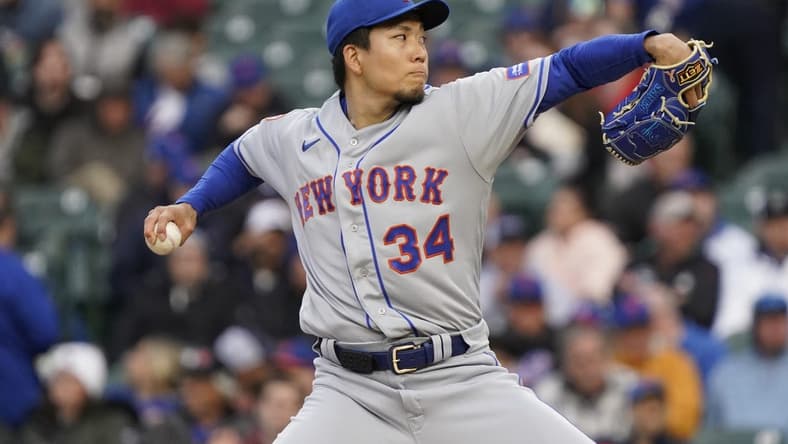 May 24, 2023; Chicago, Illinois, USA; New York Mets starting pitcher Kodai Senga (34) throws the ball against the Chicago Cubs during the first inning at Wrigley Field. Mandatory Credit: David Banks-USA TODAY Sports
