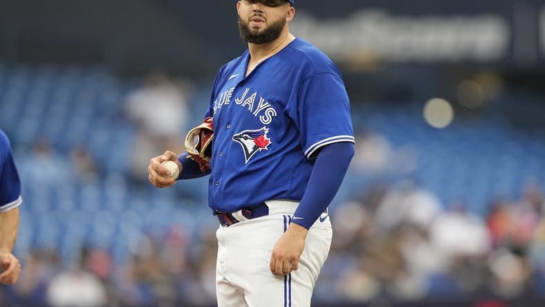 Jun 5, 2023; Toronto, Ontario, CAN; Toronto Blue Jays starting pitcher Alek Manoah (6) reacts before getting pulled from the game during the first inning against the Houston Astros at Rogers Centre. Mandatory Credit: John E. Sokolowski-USA TODAY Sports