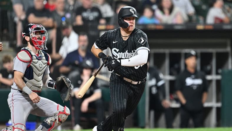 Jun 23, 2023; Chicago, Illinois, USA; Chicago White Sox infielder Gavin Sheets (32) bats in the eighth inning against the Boston Red Sox at Guaranteed Rate Field. Mandatory Credit: Jamie Sabau-USA TODAY Sports