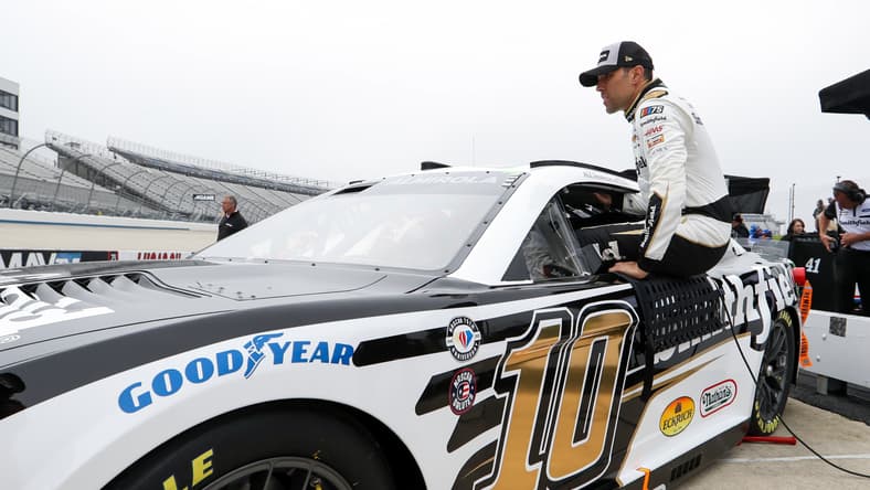Aric Almirola