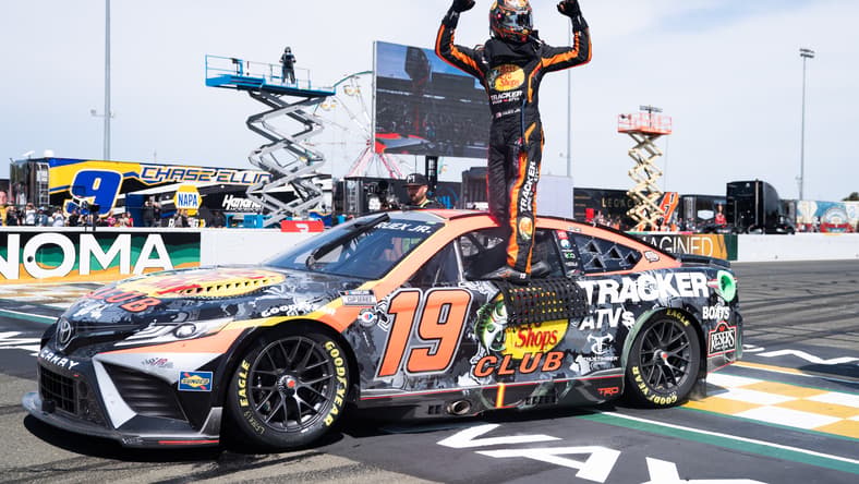 NASCAR: Toyota / Save Mart 350