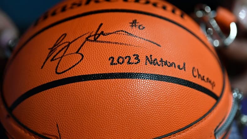 Fans brought a lot of different items sign including this basketball purse. Sarasota's G League hosted a meet and greet event with 2023 LSU Women's National Champion and former Lakewood Ranch High School standout LaDazhia Williams.