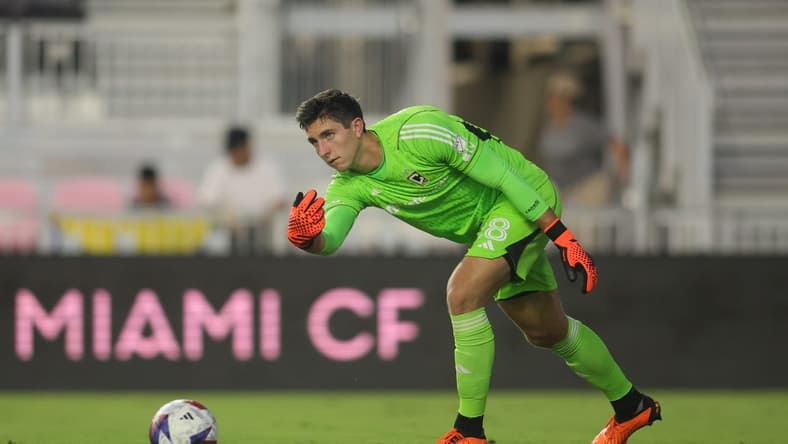 Jul 4, 2023; Fort Lauderdale, Florida, USA; Columbus Crew SC goalkeeper Patrick Schulte (28) plays the ball during the first half against the Inter Miami at DRV PNK Stadium. Mandatory Credit: Sam Navarro-USA TODAY Sports