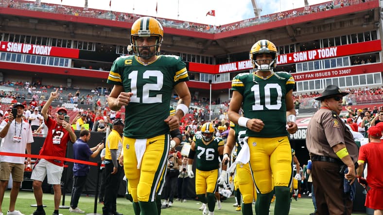 aaron rodgers, jordan love, green bay packers