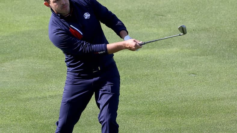 USA golfer Patrick Cantlay hits a shot from the fairway on the 10th hole during the 43rd Ryder Cup at Whistling Straits, in Haven, Wis. on Saturday, Sept. 25, 2021. - Photo by Mike De Sisti / Milwaukee Journal Sentinel via USA TODAY NETWORK
Ryder Ryder26 06811