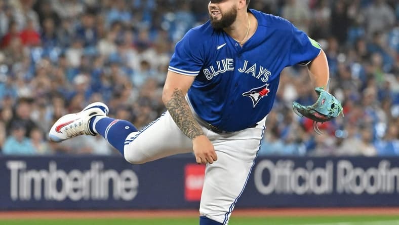 Jul 29, 2023; Toronto, Ontario, CAN; Toronto Blue Jays starting pitcher Alek Manoah (6) delivers a pitch against the Los Angeles Angels in the first inning at Rogers Centre. Mandatory Credit: Dan Hamilton-USA TODAY Sports