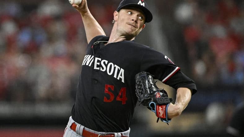 Aug 3, 2023; St. Louis, Missouri, USA;  Minnesota Twins starting pitcher Sonny Gray (54) pitches against the St. Louis Cardinals during the seventh inning at Busch Stadium. Mandatory Credit: Jeff Curry-USA TODAY Sports