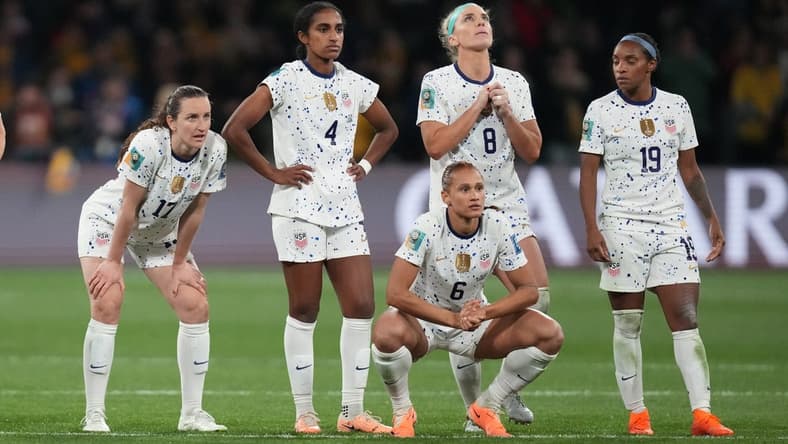 Aug 6, 2023; Melbourne, AUS; United States players midfielder Andi Sullivan (17), defender Naomi Girma (4), forward Lynn Williams (6), midfielder Julie Ertz (8) and defender Crystal Dunn (19) react as Sweden forward Lina Hurtig (not pictured) takes the winning kick in the penalty kick shootout during a Round of 16 match in the 2023 FIFA Women's World Cup at Melbourne Rectangular Stadium. Mandatory Credit: Jenna Watson-USA TODAY Sports