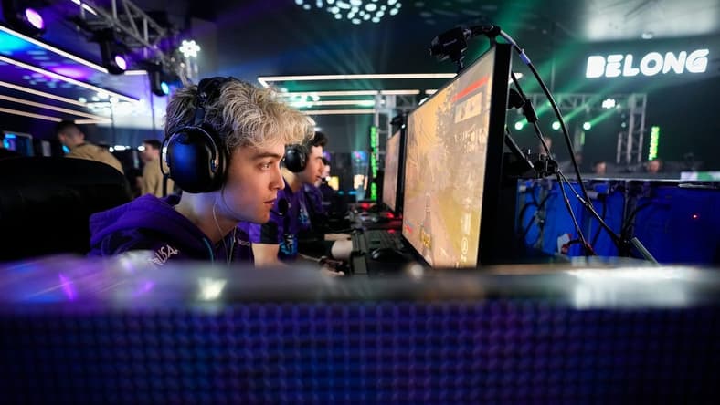 Eli "Standy" Bentz of Minnesota R KKR competes in the Call of Duty League Pro-Am Classic esports tournament at Belong Gaming Arena in Columbus on May 6, 2022.
Call Of Duty Esports Tournament