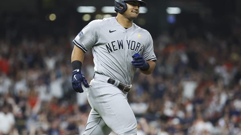 Sep 3, 2023; Houston, Texas, USA; New York Yankees center fielder Jasson Dominguez (89) runs to first after hitting a home run during the sixth inning against the Houston Astros at Minute Maid Park. Mandatory Credit: Troy Taormina-USA TODAY Sports