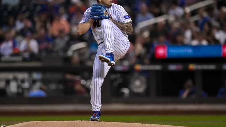 Sep 12, 2023; New York City, New York, USA; New York Mets starting pitcher Jose Butto (70) pitches against the Arizona Diamondbacks during the first inning at Citi Field. Mandatory Credit: John Jones-USA TODAY Sports