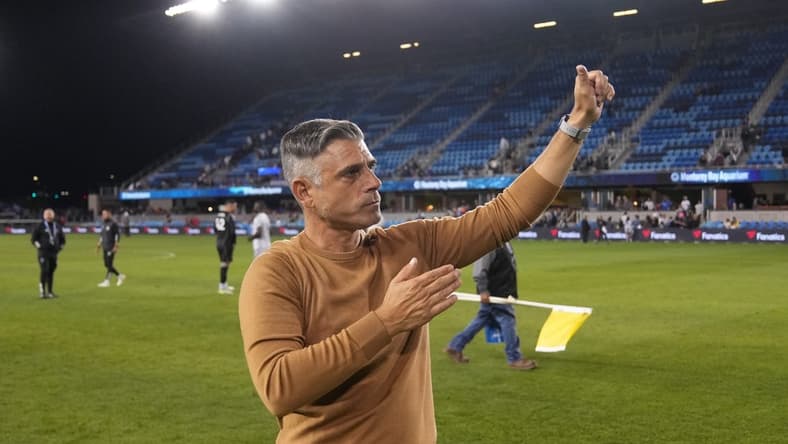Sep 16, 2023; San Jose, California, USA; San Jose Earthquakes head coach Luchi Gonzalez gestures to the crowd after defeating Real Salt Lake at PayPal Park. Mandatory Credit: Darren Yamashita-USA TODAY Sports