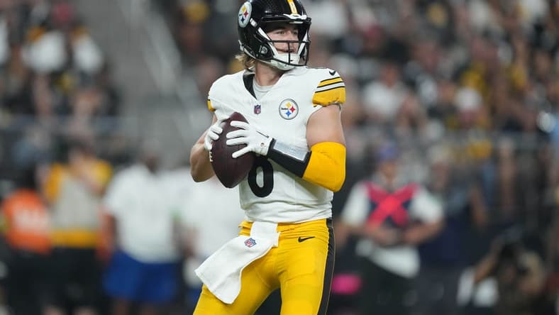 Sep 24, 2023; Paradise, Nevada, USA; Pittsburgh Steelers quarterback Kenny Pickett (8) throws the ball against the Las Vegas Raiders in the first half at Allegiant Stadium. Mandatory Credit: Kirby Lee-USA TODAY Sports