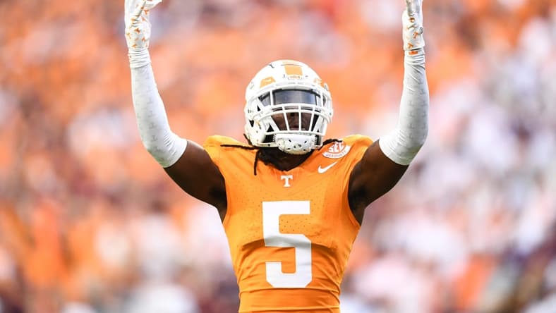 Oct 14, 2023; Knoxville, TN, USA; Tennessee defensive back Kamal Hadden (5) raises his hands in the air during a football game between Tennessee and Texas A&M at Neyland Stadium in Knoxville, Tenn., on Saturday, Oct. 14, 2023. Mandatory Credit: Saul Young-USA TODAY Sports