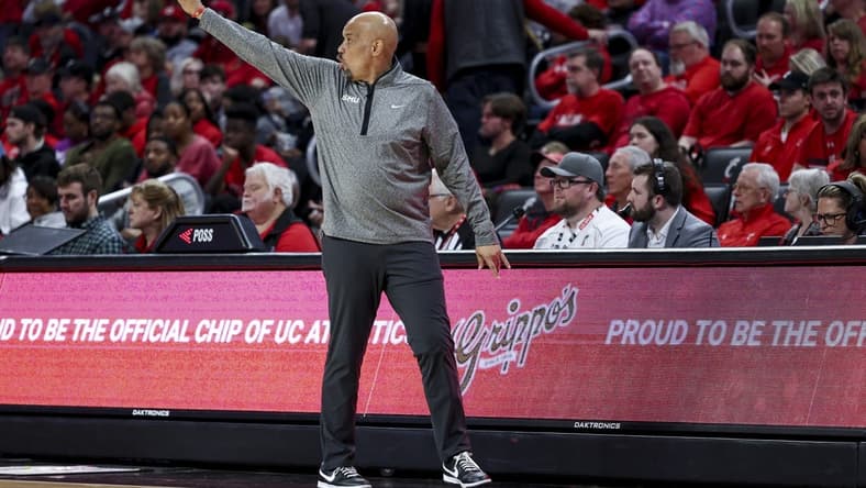 Mar 5, 2023; Cincinnati, Ohio, USA;  Southern Methodist Mustangs head coach Rob Lanier works the sideline in the game against the Cincinnati Bearcats in the first half at Fifth Third Arena. Mandatory Credit: Aaron Doster-USA TODAY Sports