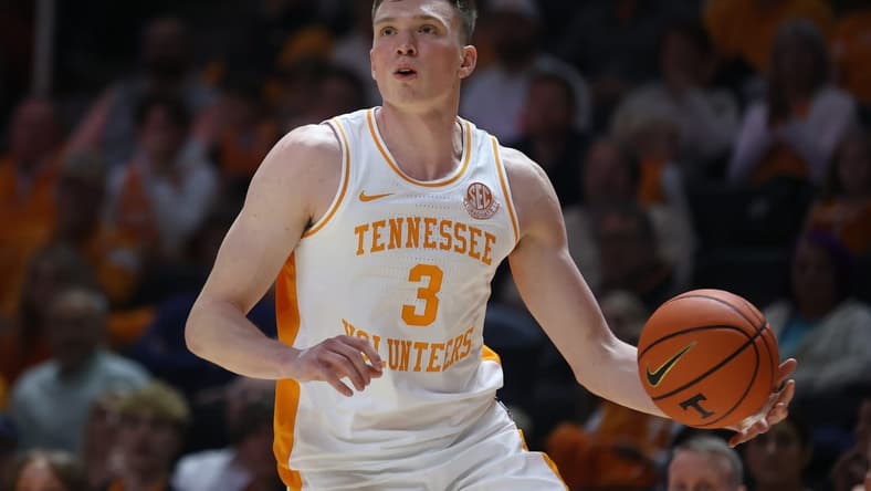 Nov 14, 2023; Knoxville, Tennessee, USA; Tennessee Volunteers guard Dalton Knecht (3) moves the ball against the Wofford Terriers during the second half at Thompson-Boling Arena at Food City Center. Mandatory Credit: Randy Sartin-USA TODAY Sports