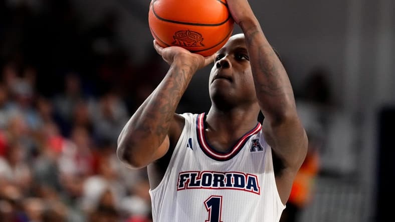 Nov 18, 2023; Boca Raton, Florida, USA; Florida Atlantic Owls guard Johnell Davis (1) takes a free throw against the Bryant University Bulldogs during the first half at Eleanor R. Baldwin Arena. Mandatory Credit: Rich Storry-USA TODAY Sports