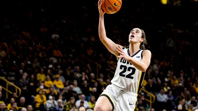 Iowa guard Caitlin Clark (22) drives to the basket during a NCAA women's basketball game against Drake, Sunday, Nov. 19, 2023, at Carver-Hawkeye Arena in Iowa City, Iowa.