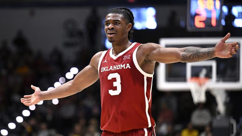 Nov 23, 2023; La Jolla, California, USA; Oklahoma Sooners guard Otega Oweh (3) reacts during the first half against the Iowa Hawkeyes at LionTree Arena. Mandatory Credit: Orlando Ramirez-USA TODAY Sports