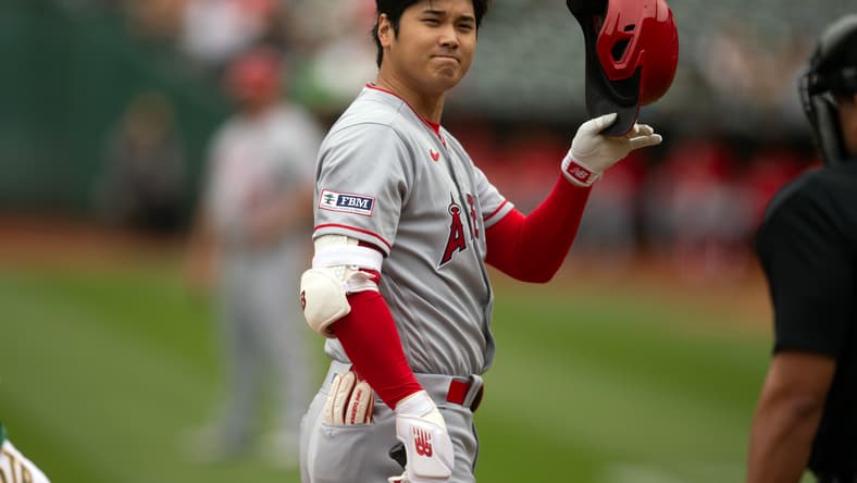 mlb