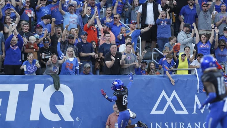 Boise State wide receiver Eric McAlister is among the Broncos who waved goodbye via the transfer portal before the LA Bowl. Mandatory Credit: Brian Losness-USA TODAY Sports