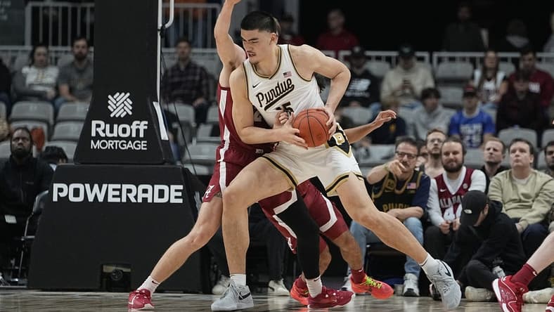 Dec 9, 2023; Toronto, Ontario, CAN; Purdue Boilermakers center Zach Edey (15) drives to the net against the Alabama Crimson Tide during the first half at Coca-Cola Coliseum. Mandatory Credit: John E. Sokolowski-USA TODAY Sports