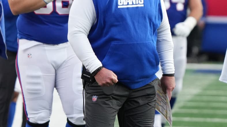 East Rutherford, NJ     October 22, 2023 -- Giants defensive coordinator Wink Martindale after a stop on a fourth down play that sealed the game for the Giants. The NY Giants host the Washington Commanders at MetLife Stadium in East Rutherford, NJ on October 22, 2023.