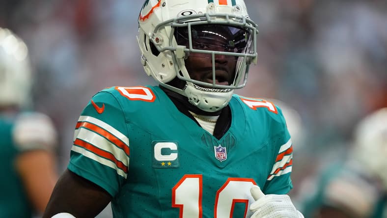 Miami Dolphins wide receiver Tyreek Hill