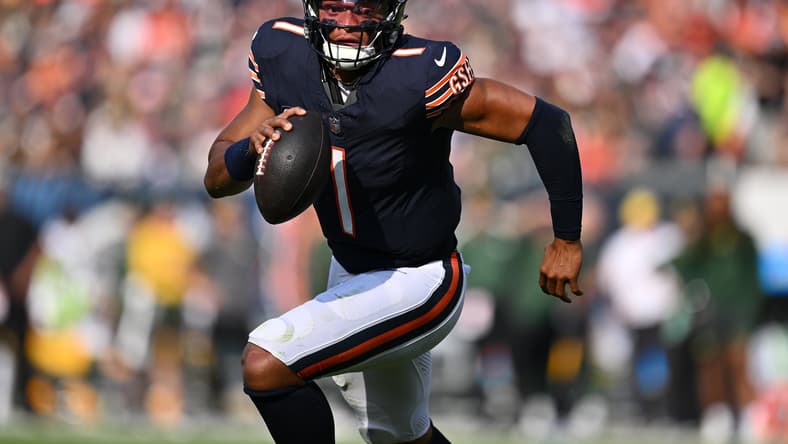 Chicago Bears' Justin Fields against Green Bay Packers
