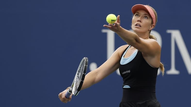 Aug 30, 2023; Flushing, NY, USA; Danielle Collins of the United States serves against Elise Mertens of Belgium (not pictured) on day three of the 2023 U.S. Open tennis tournament at USTA Billie Jean King National Tennis Center. Mandatory Credit: Geoff Burke-USA TODAY Sports