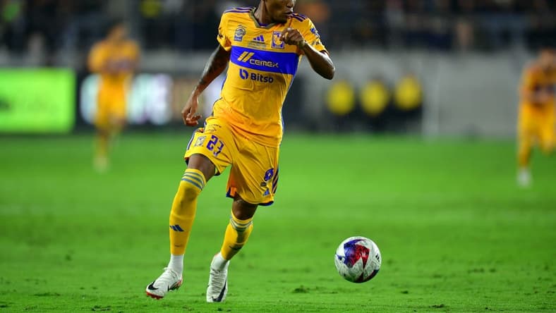 Sep 27, 2023; Los Angeles, CA, USA; Tigres UANL forward Luis Quinones (23) controls the ball in the first half against the Los Angeles FC at BMO Stadium. Mandatory Credit: Gary A. Vasquez-USA TODAY Sports