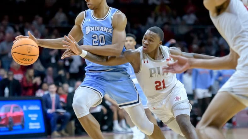 Bradley's Duke Deen (21) pressures Indiana State's Jayson Kent in the second half of the Braves' MVC basketball home opener Saturday, Dec. 2, 2023 at Carver Arena in Peoria. The Braves fell to the Sycamores 85-77.