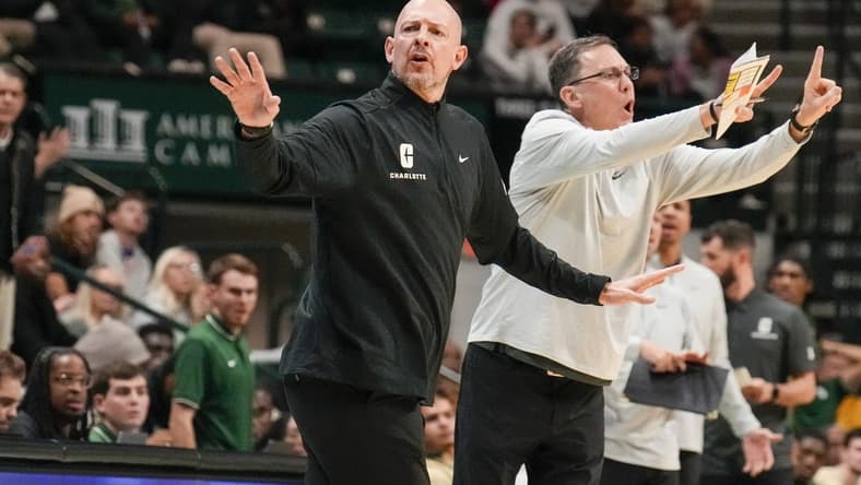 Jan 6, 2024; Charlotte, North Carolina, USA; Charlotte 49ers head coach Aaron Fearne during the second half against the Florida Atlantic Owls at Dale F. Halton Arena. Mandatory Credit: Jim Dedmon-USA TODAY Sports