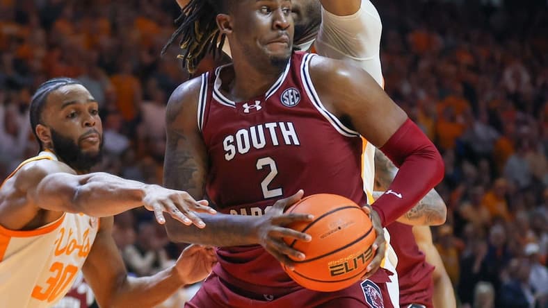 Jan 30, 2024; Knoxville, Tennessee, USA; South Carolina Gamecocks forward B.J. Mack (2) moves the ball against the Tennessee Volunteers during the second half at Thompson-Boling Arena at Food City Center. Mandatory Credit: Randy Sartin-USA TODAY Sports