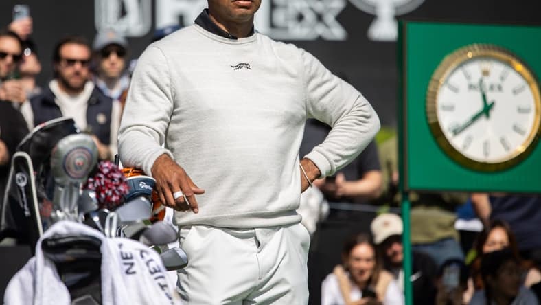 Feb 15, 2024; Pacific Palisades, California, USA; Tiger Woods on the tenth hole during the first round of The Genesis Invitational golf tournament. Mandatory Credit: Jason Parkhurst-USA TODAY Sports