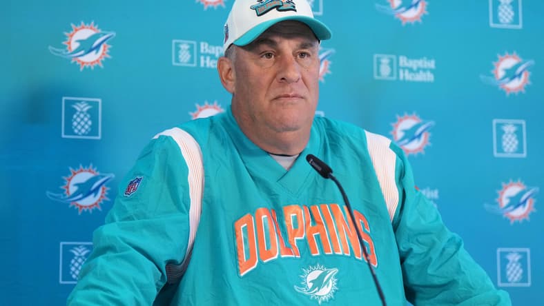 Miami Dolphins, Vic Fangio, Philadelphia Eagles