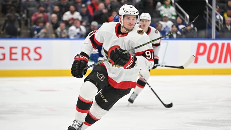 NHL: Ottawa Senators at Toronto Maple Leafs