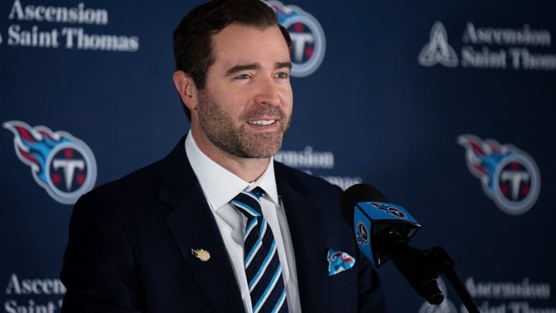 Titans mock draft
