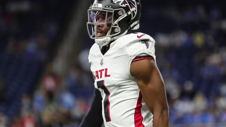 Atlanta Falcons cornerback Jeff Okudah (1) warms up before the Detroit Lions game at Ford Field in Detroit on Sunday, Sept. 24, 2023.