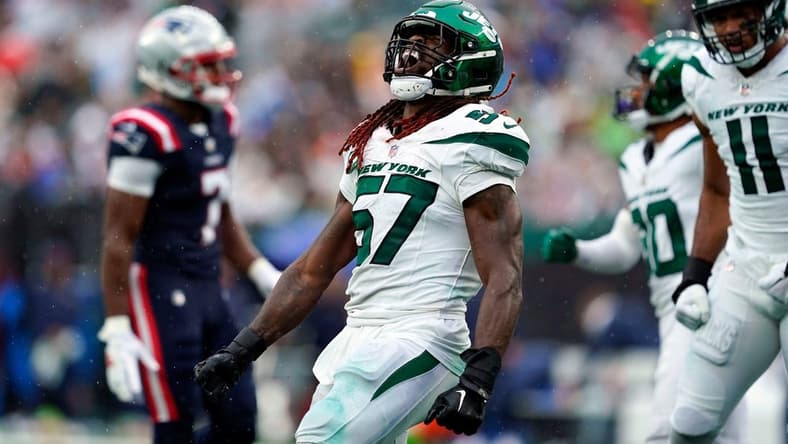 New York Jets linebacker C.J. Mosley (57) reacts after a tackle against the New England Patriots in the second half. The Jets lose to the Patriots, 15-10, at MetLife Stadium on Sunday, Sept. 24, 2023, in East Rutherford.