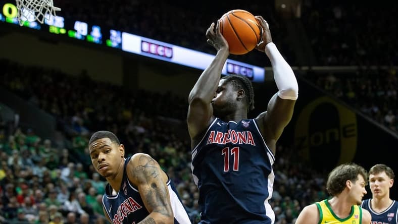 Arizona center Oumar Ballo snags a rebound as the Oregon Ducks host the Arizona Wildcats Saturday, Jan. 27, 2024 at Matthew Knight Arena in Eugene, Ore.