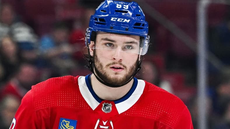 Feb 27, 2024; Montreal, Quebec, CAN; Montreal Canadiens right wing Joshua Roy (89) looks on against the Arizona Coyotes during the second period at Bell Centre. Mandatory Credit: David Kirouac-USA TODAY Sports