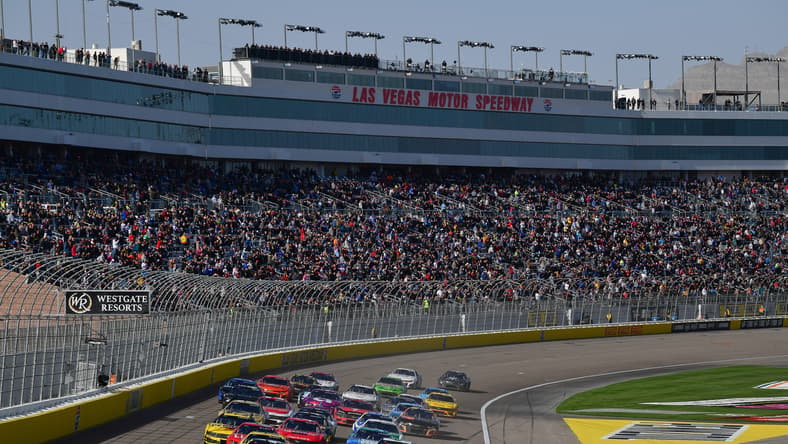NASCAR: Pennzoil 400 presented by Jiffy Lube