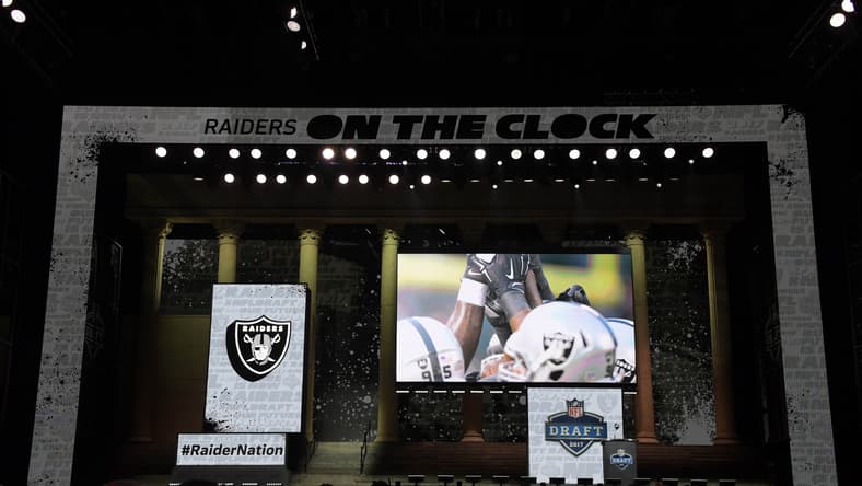las vegas raiders, atlanta falcons