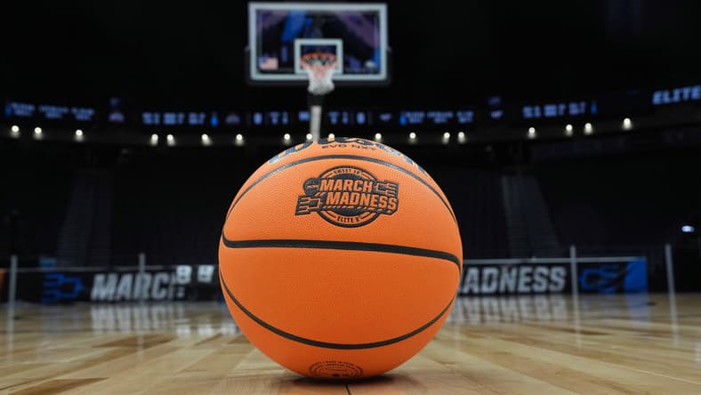 College basketball games today