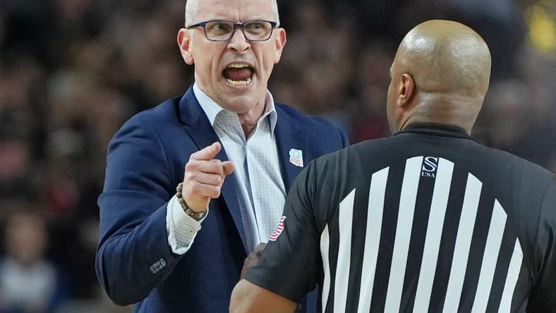 UConn head coach Dan Hurley